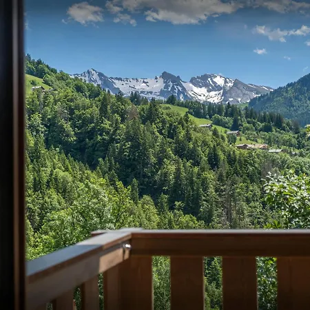 Ours Rouge - Ovo Network Chalet *